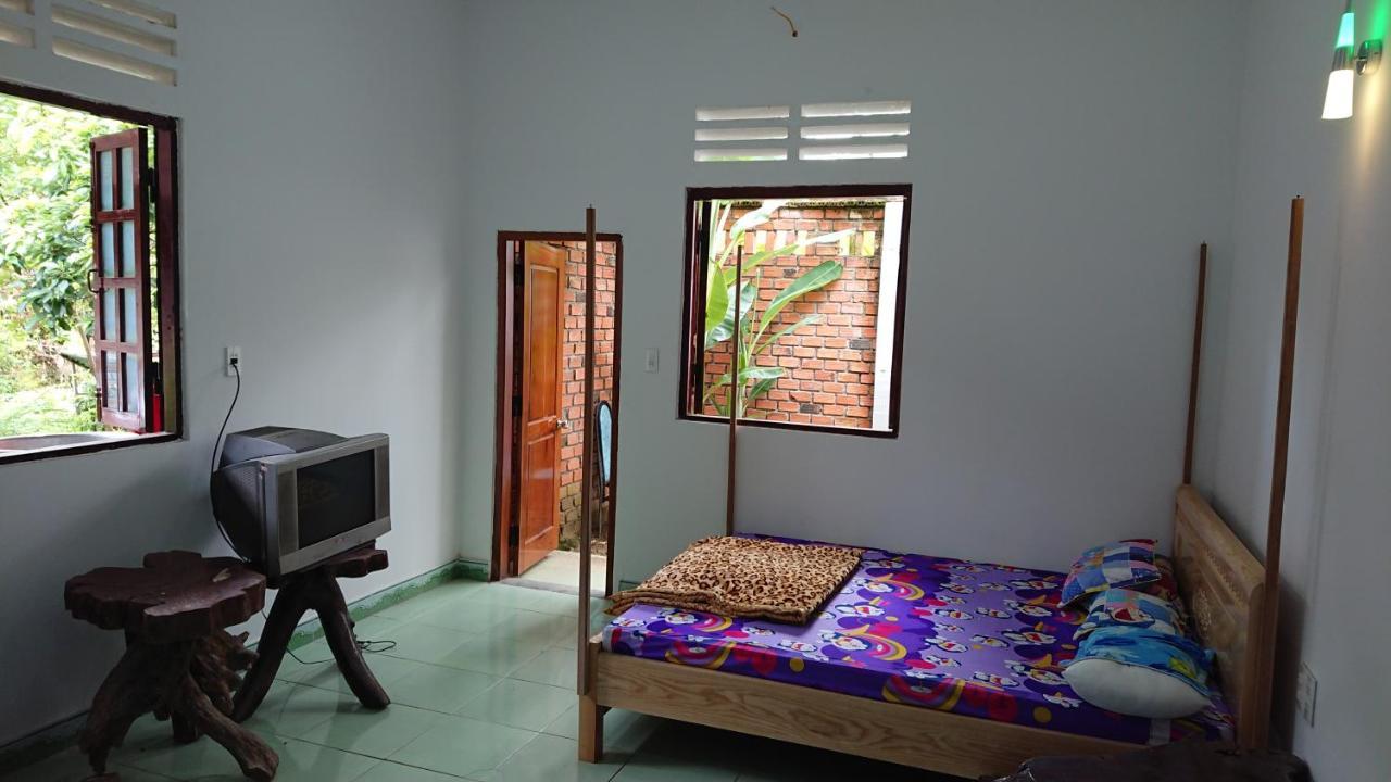 Vuonthuguesthousegarden Kon Tum Exterior foto